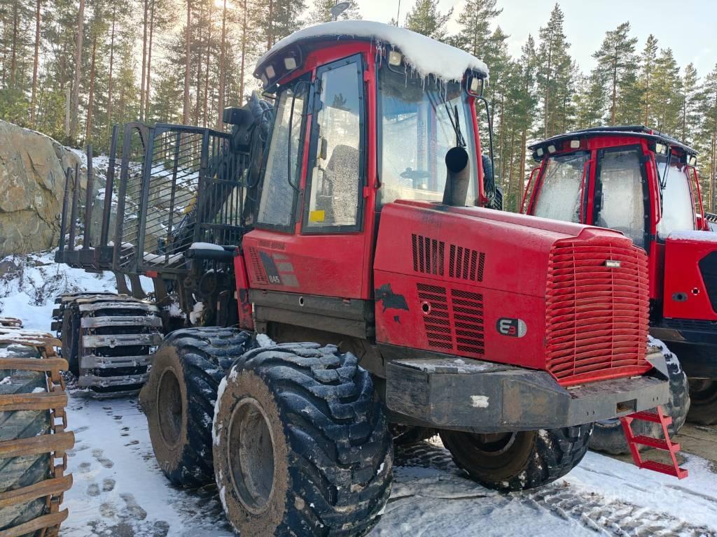 Komatsu 845 Форвардери