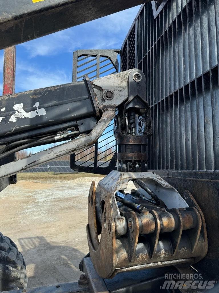 Komatsu 875 Форвардери