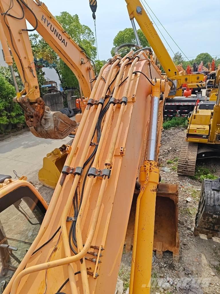 Hyundai R330LC-9 Гусеничні екскаватори