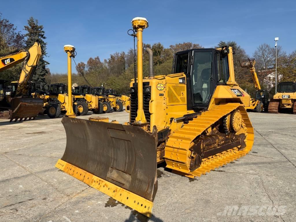 CAT D 6 N XL Гусеничні бульдозери