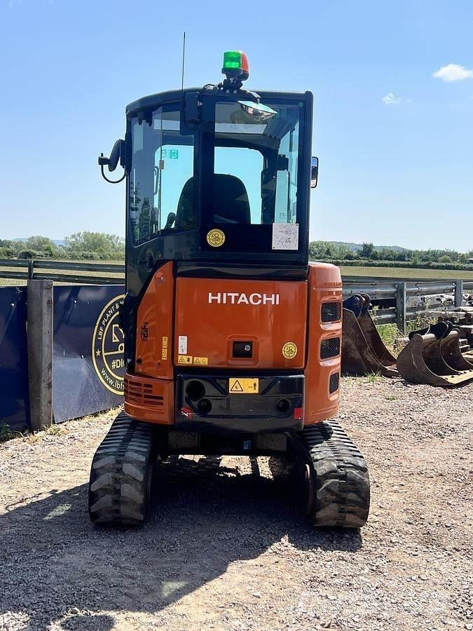 Hitachi ZX26U Спеціальні екскаватори