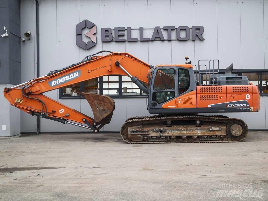 Doosan DX 300 LC-5 Гусеничні екскаватори