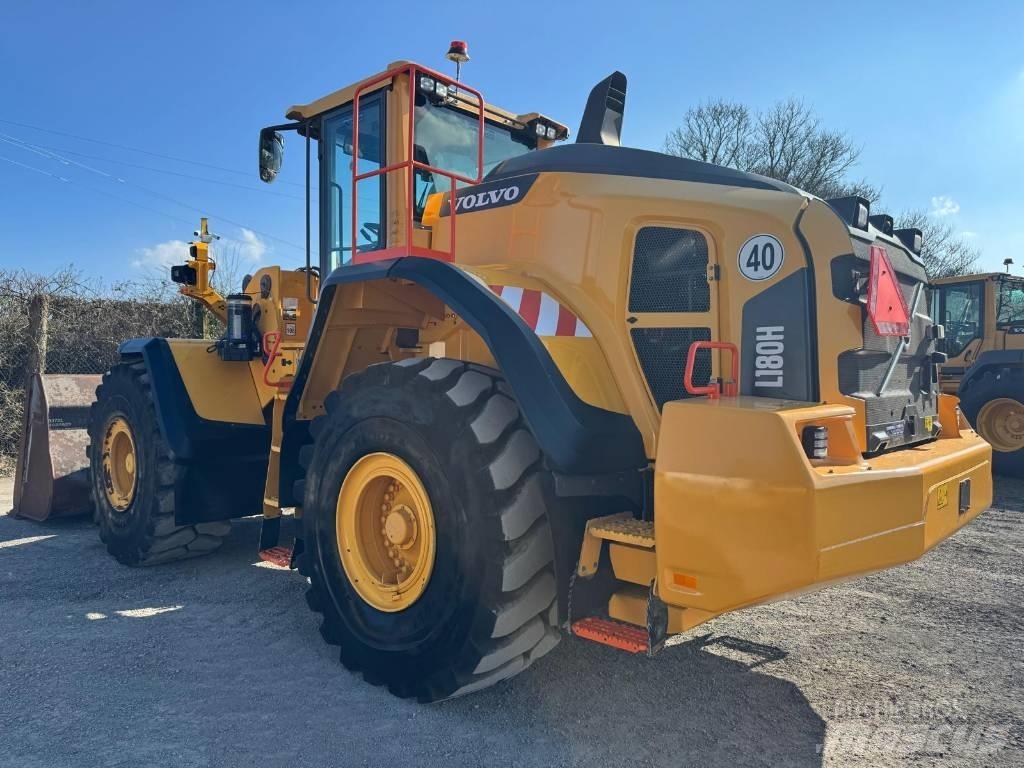 Volvo L 180 H Фронтальні навантажувачі