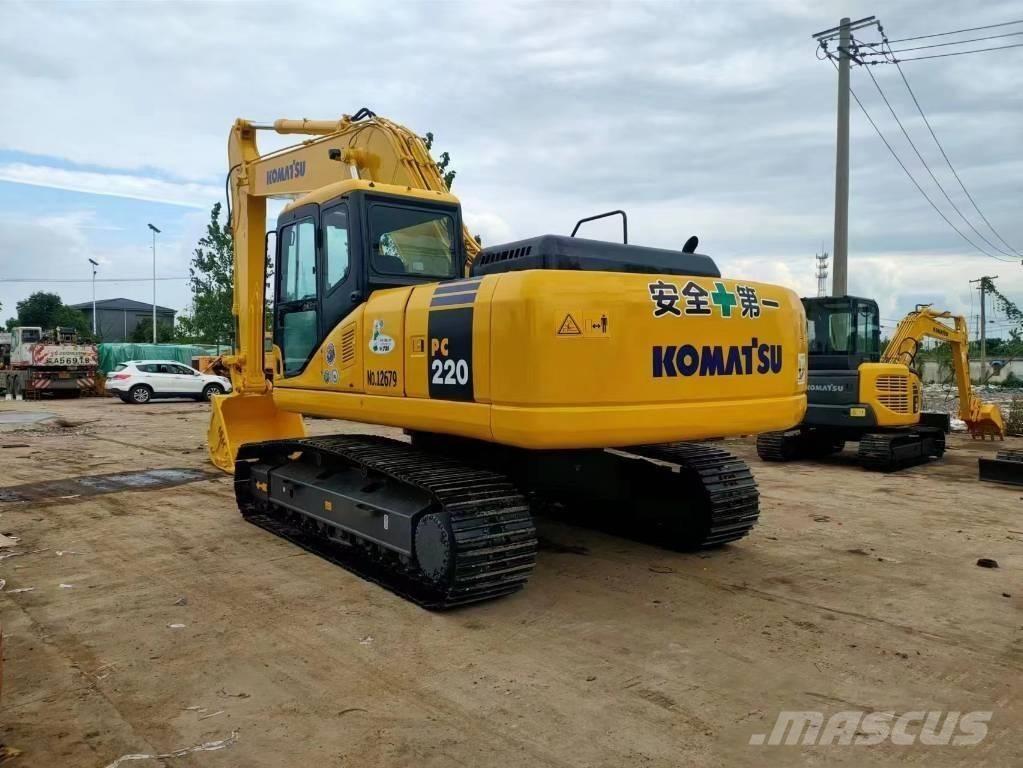 Komatsu pc220-7 Гусеничні екскаватори