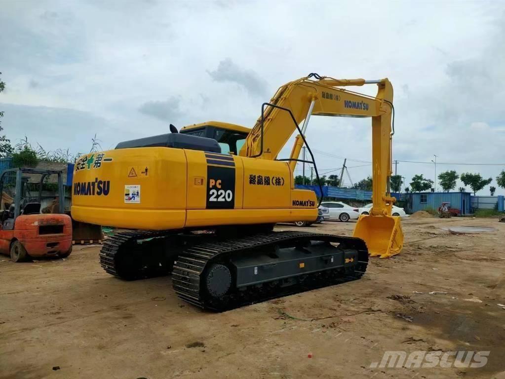 Komatsu pc220-7 Гусеничні екскаватори
