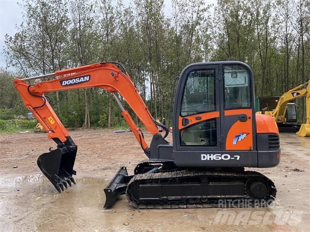 Doosan DH60-7 Міні-екскаватори < 7т