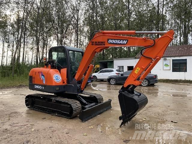 Doosan DH60-7 Міні-екскаватори < 7т
