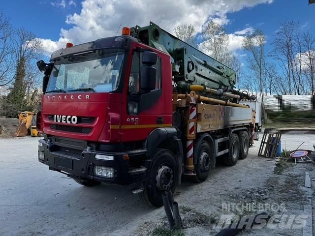 Iveco Trekker 450 Бетононасоси