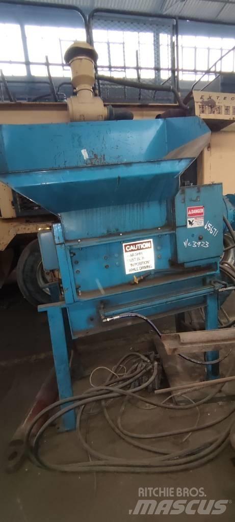  Securit Compactor Підсобні машини