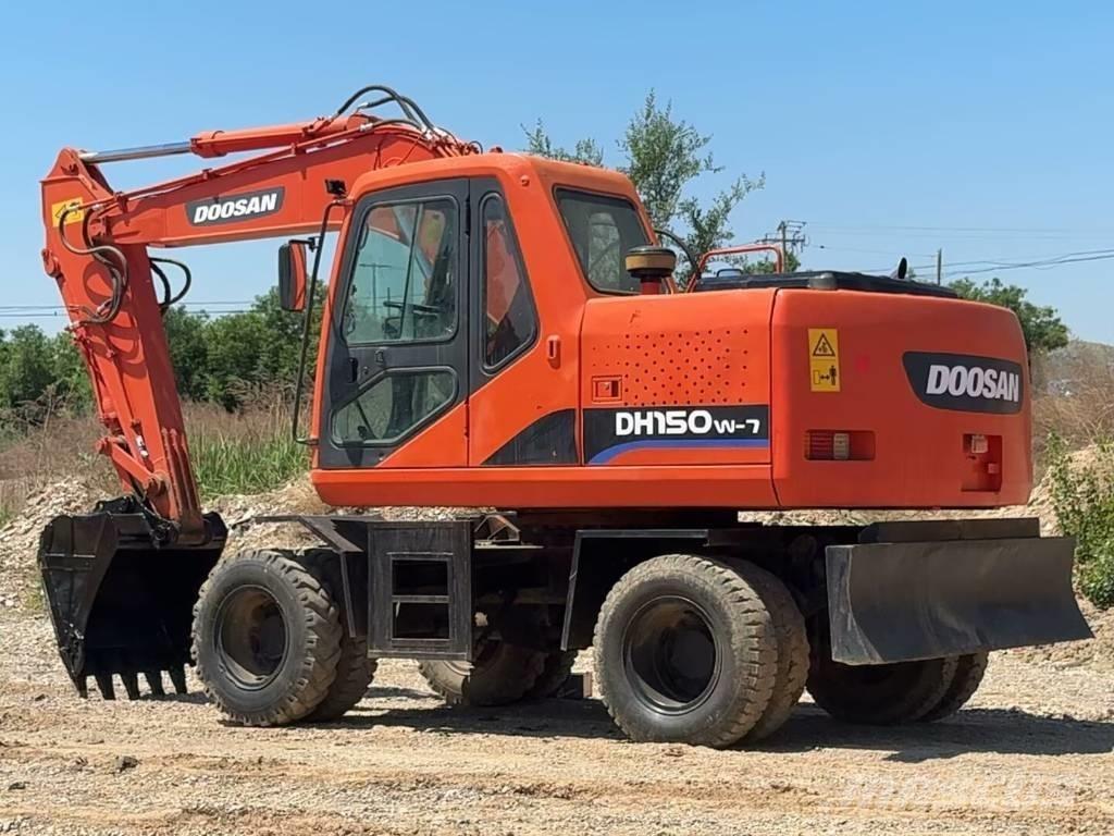Doosan DH150 W-7 Колісні екскаватори