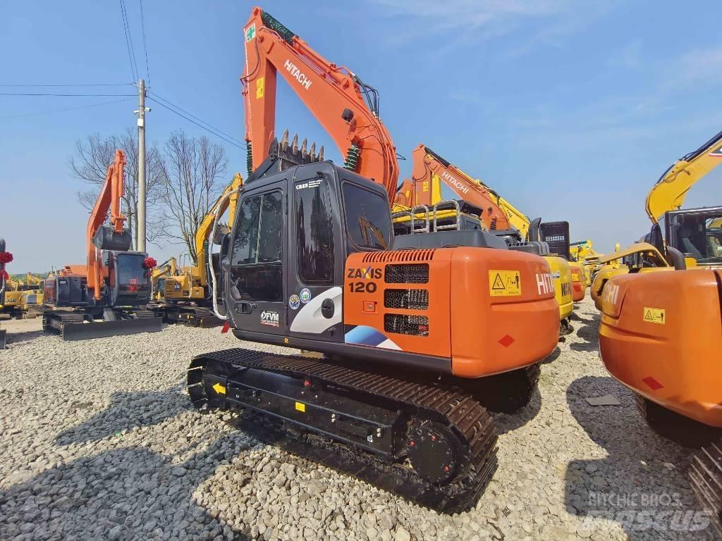 Hitachi ZX 120 Гусеничні екскаватори