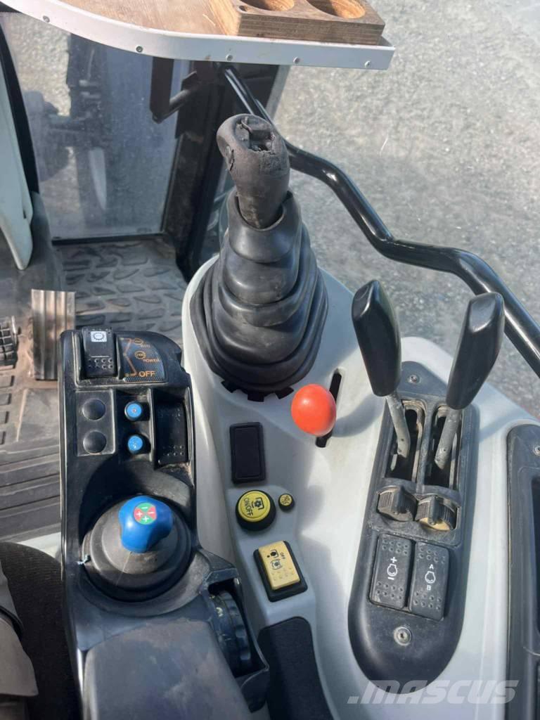 Massey Ferguson 6485 Трактори