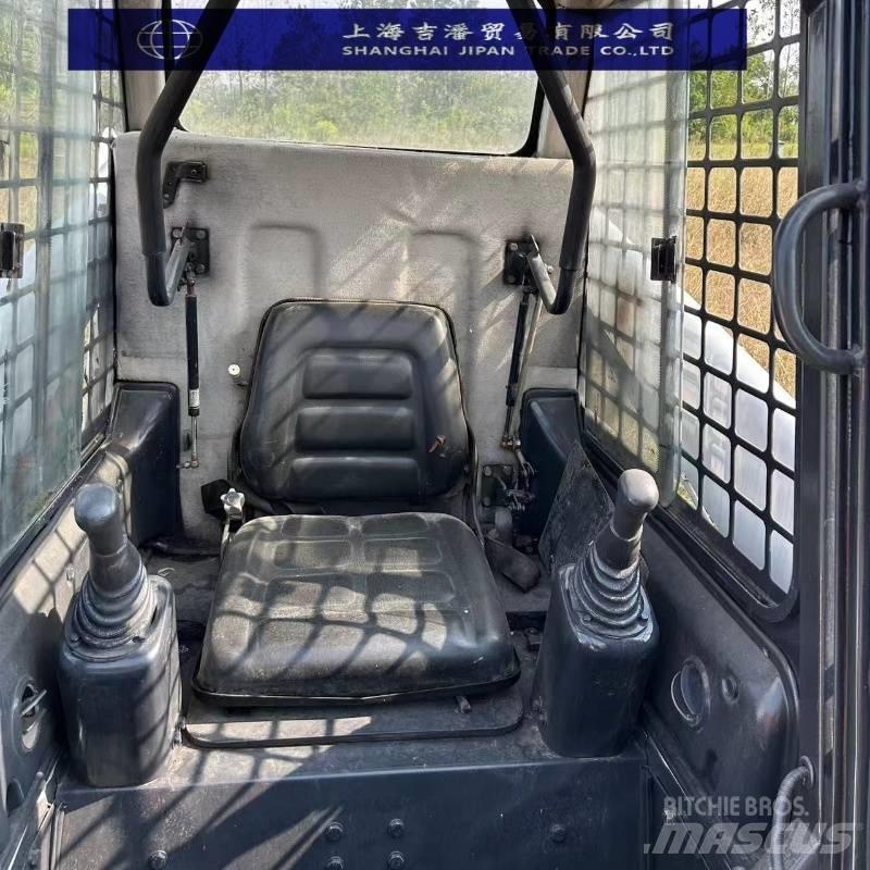 Bobcat S 590 Міні-навантажувачі