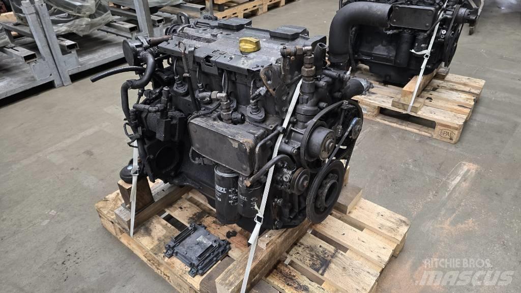 Deutz TD2012L042V Двигуни