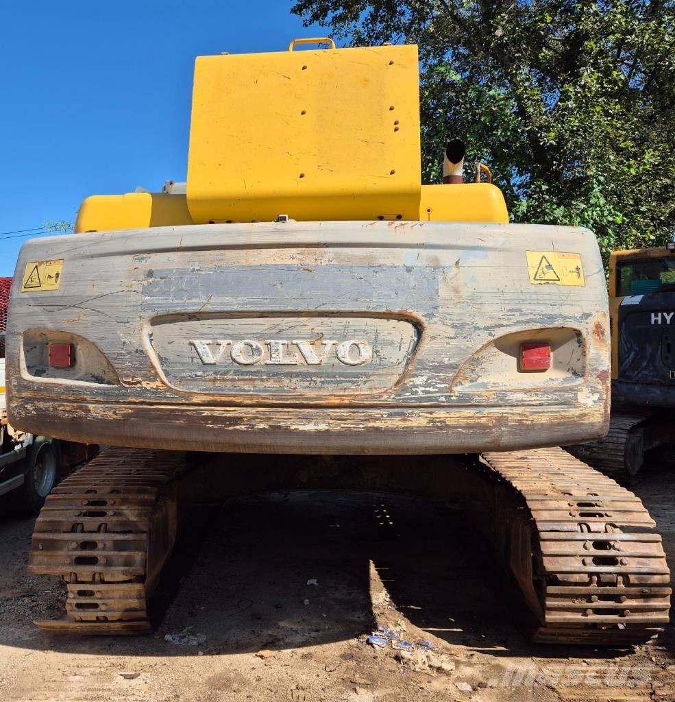 Volvo EC 290 B LC Гусеничні екскаватори
