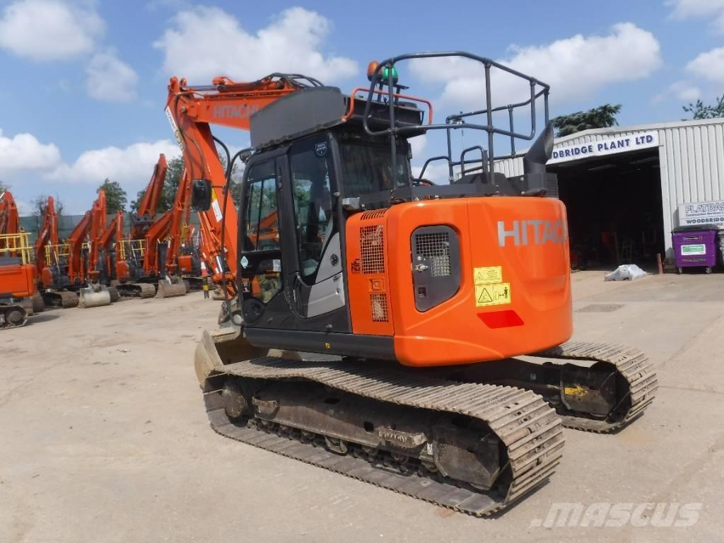 Hitachi ZX 135 US-6 Гусеничні екскаватори