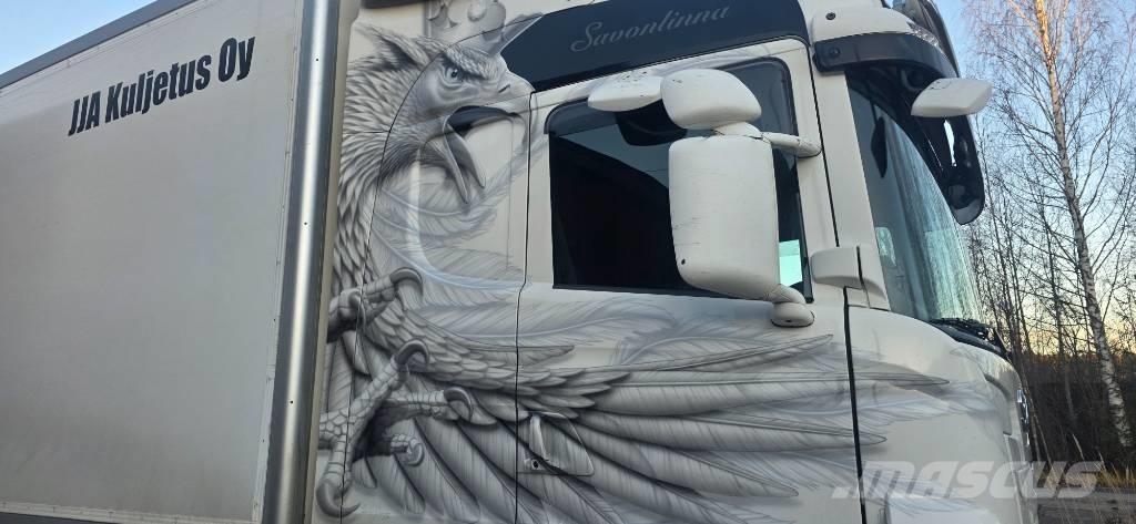 Scania R 360 Фургони