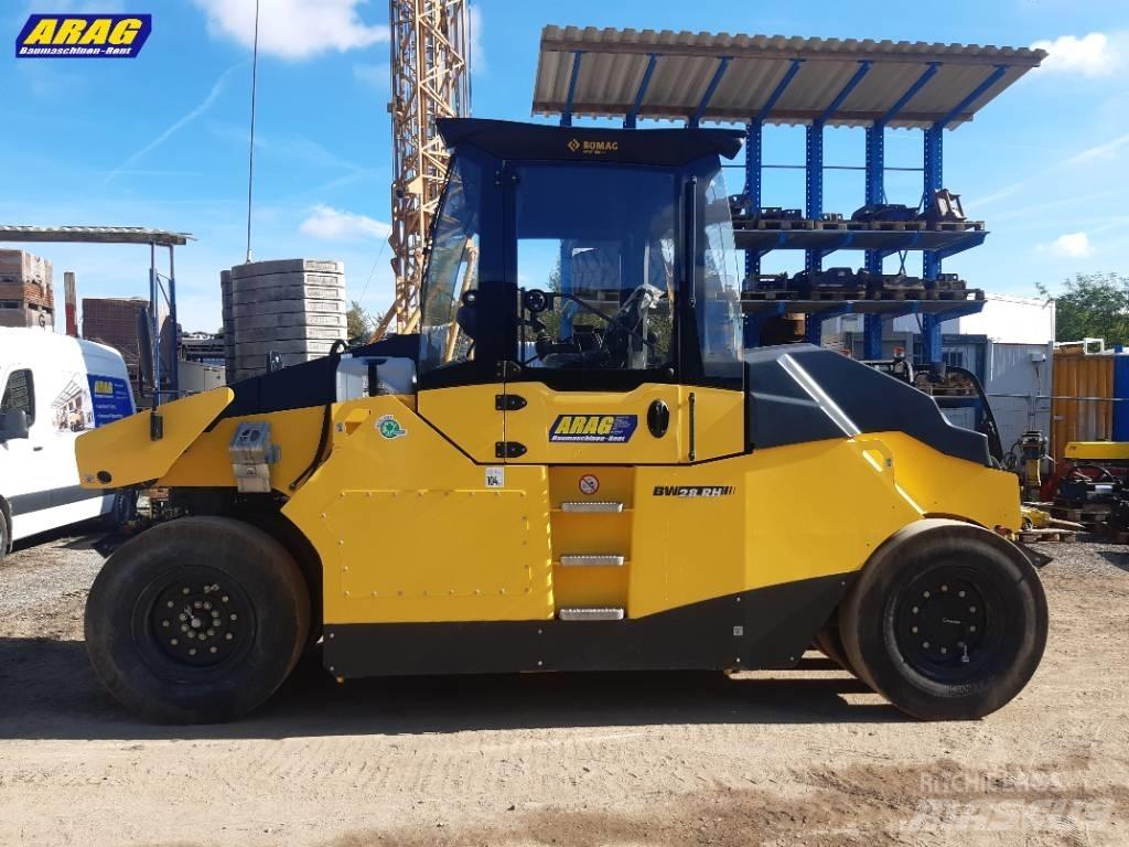Bomag BW 28 RH Пневматичні катки