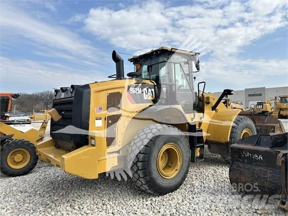 CAT 962M Фронтальні навантажувачі