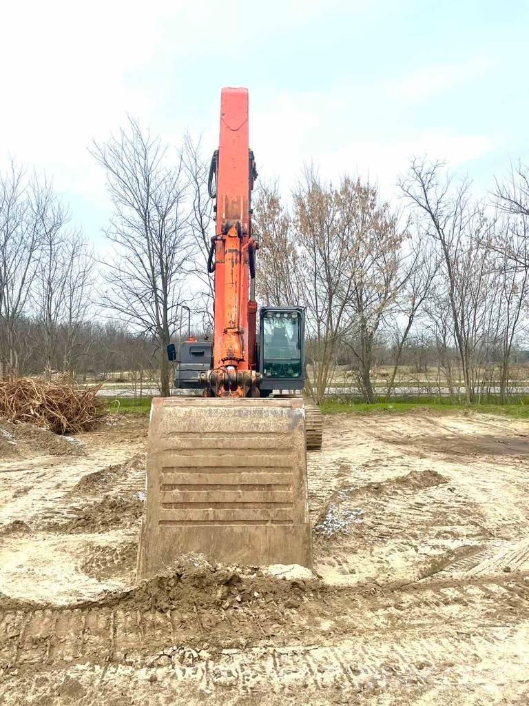 Hitachi ZX 350 LC-3 Гусеничні екскаватори