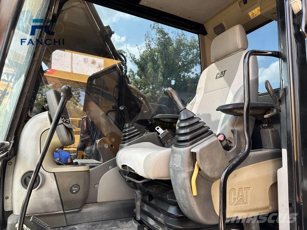 CAT 315 D2GC Гусеничні екскаватори