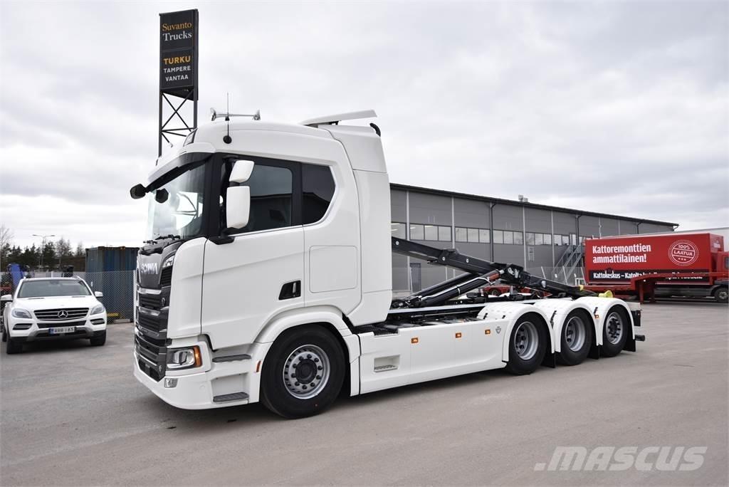 Scania R590 8X4 Вантажівки з гаковим підйомом