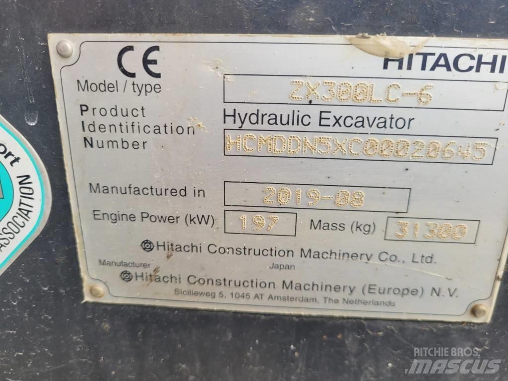 Hitachi ZX 300LC6 Гусеничні екскаватори
