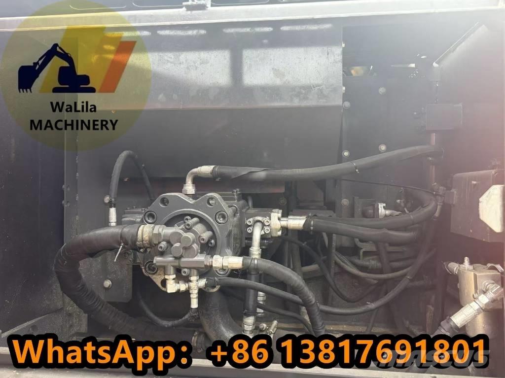 Doosan DX 225 LCA Гусеничні екскаватори
