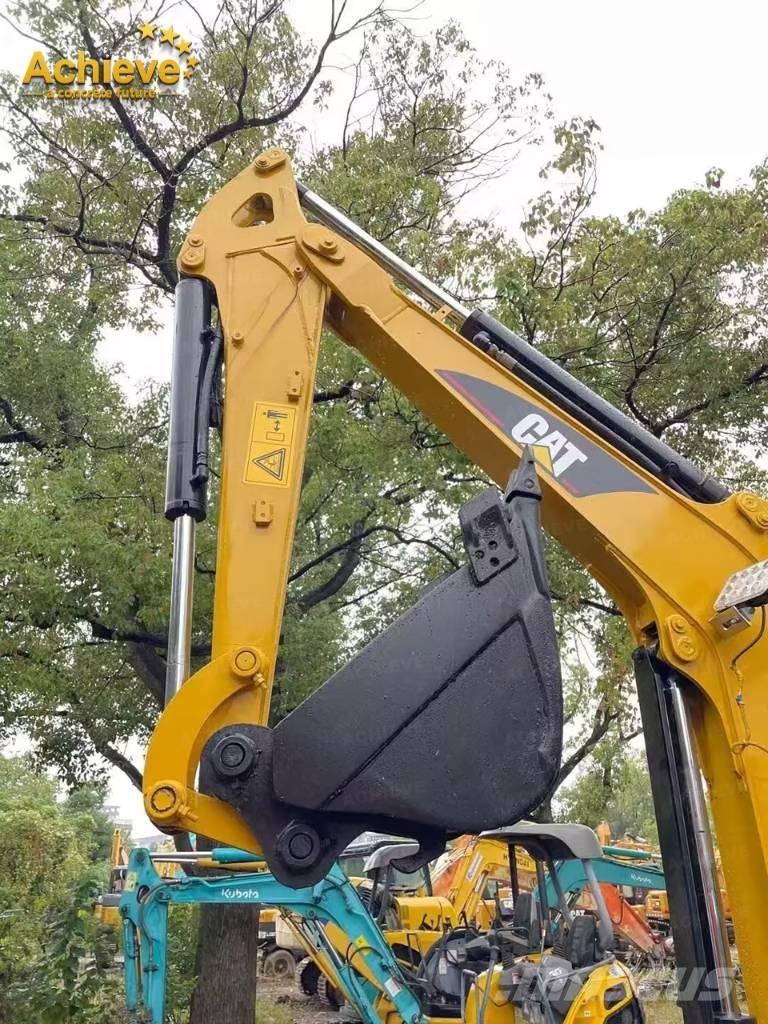 CAT 303.5 CR Міні-екскаватори < 7т
