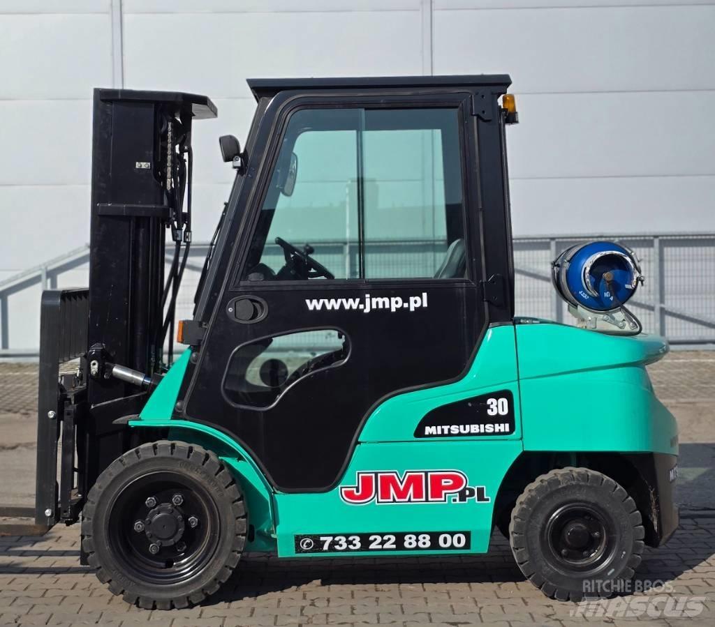 Mitsubishi FG 30 N Газові навантажувачі