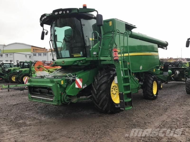 John Deere T 660 i Зернозбиральні комбайни