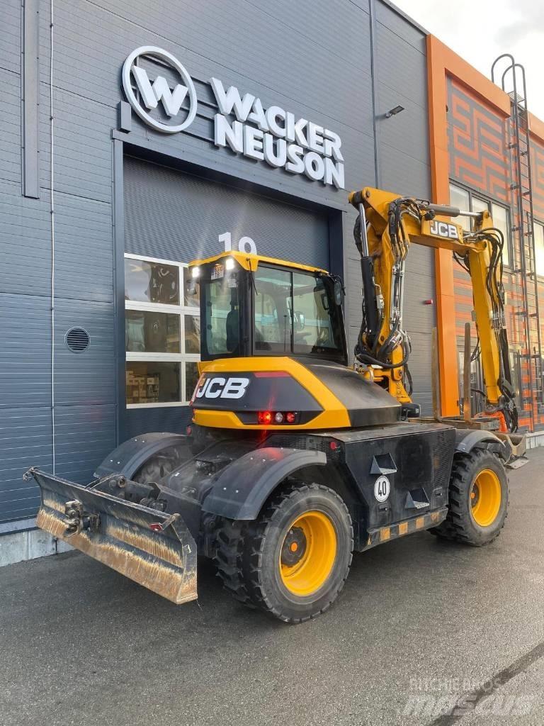 JCB 110 W Колісні екскаватори