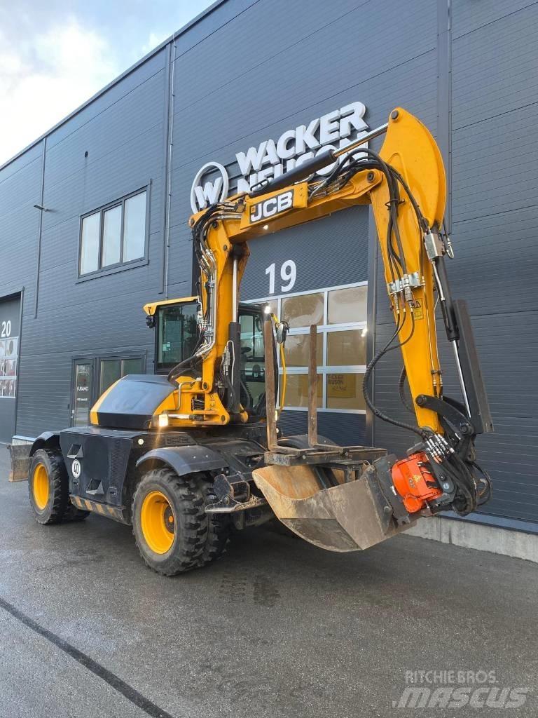 JCB 110 W Колісні екскаватори