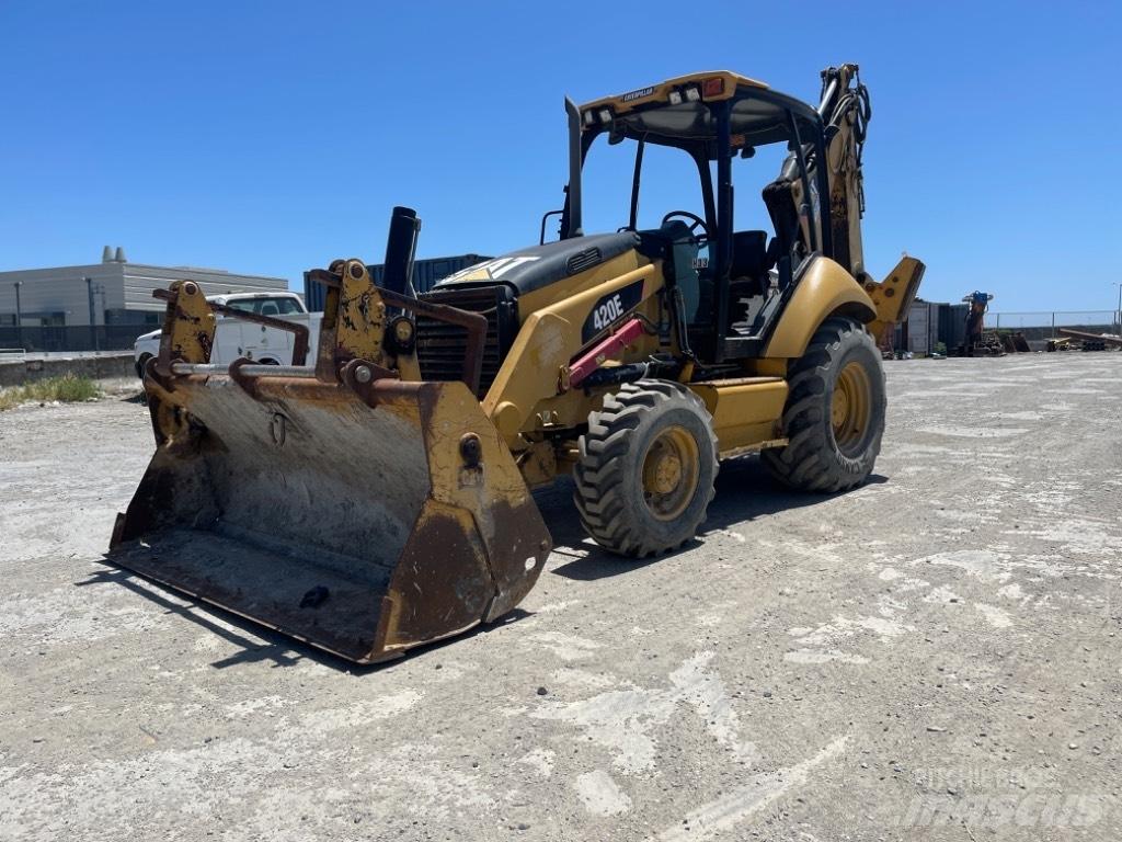 CAT 420E Екскаватори-навантажувачі