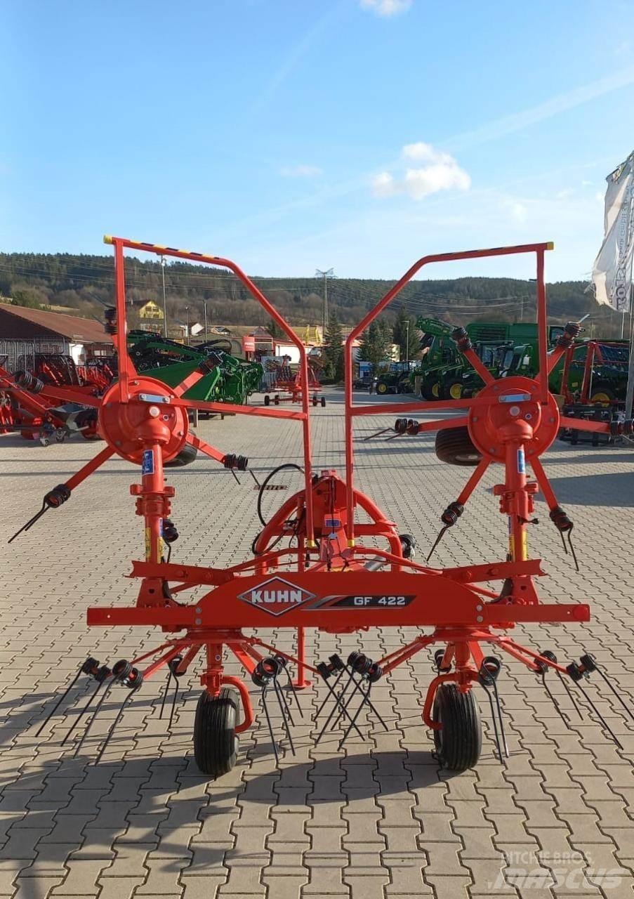 Kuhn GF 422 Граблі і сінозворушувачі