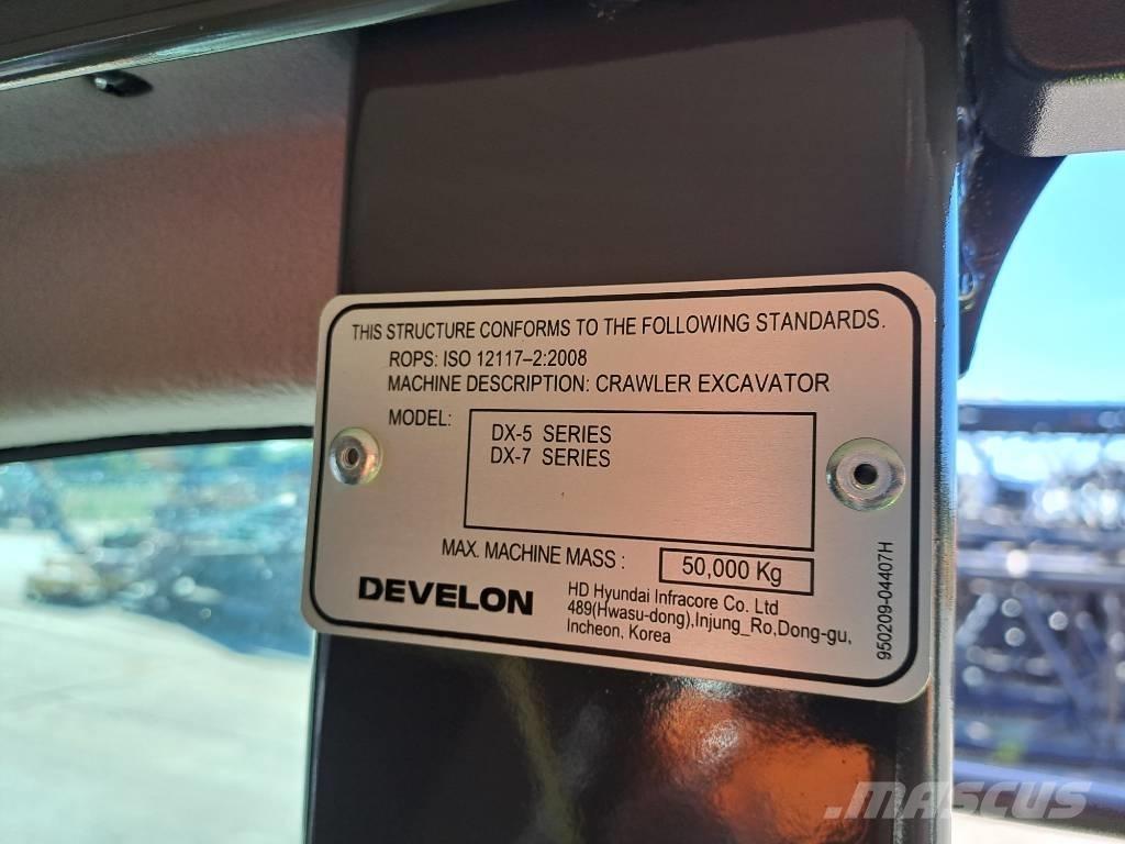 Doosan DX300LC-7M Гусеничні екскаватори