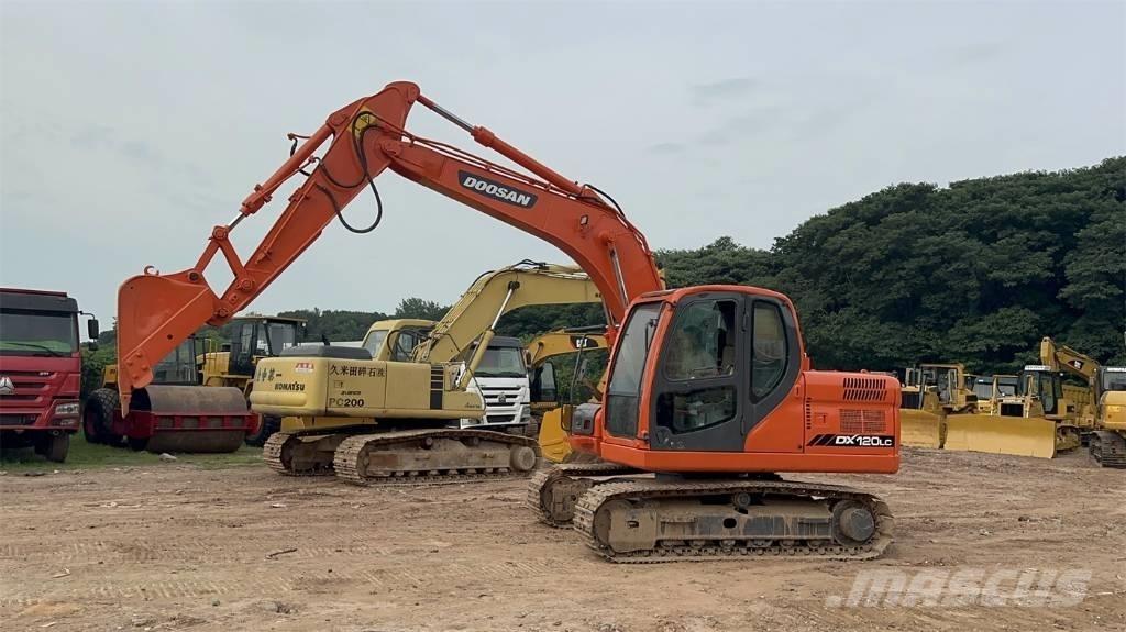 Doosan DX 120 Гусеничні екскаватори