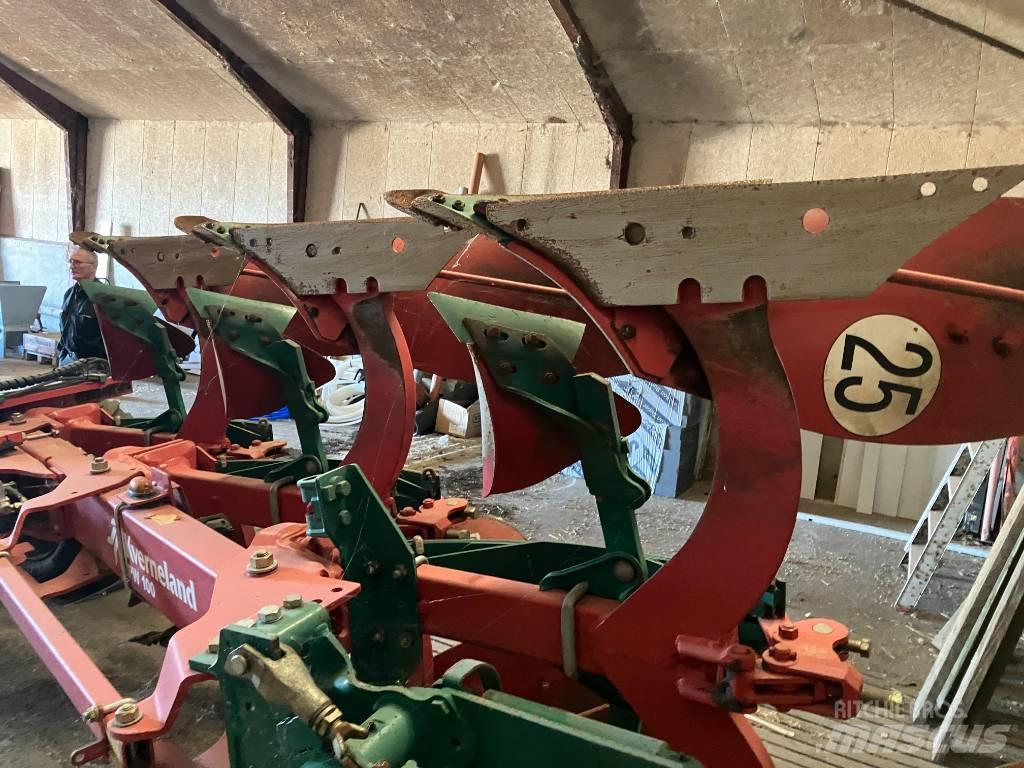 Kverneland PW100 Реверсивні плуги