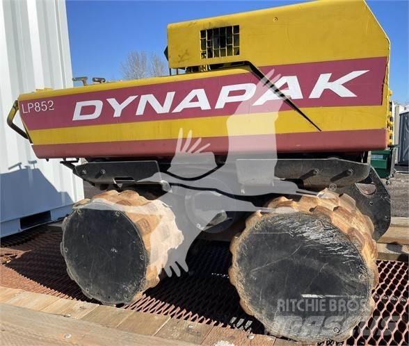 Dynapac LP852 Причепні віброкатки