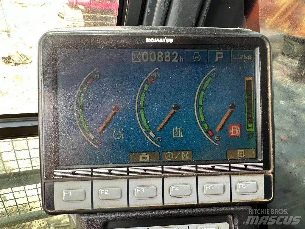 Komatsu PC 240-8 Гусеничні екскаватори