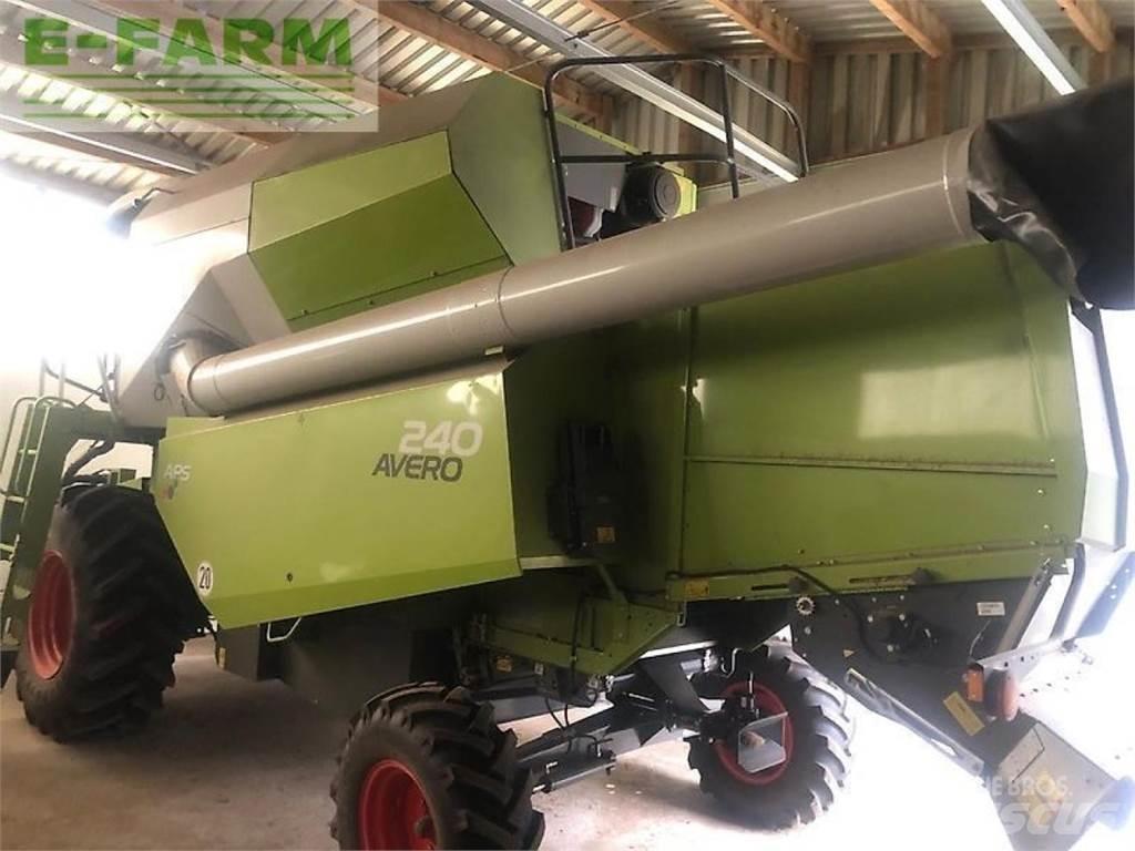 CLAAS avero 240 Зернозбиральні комбайни