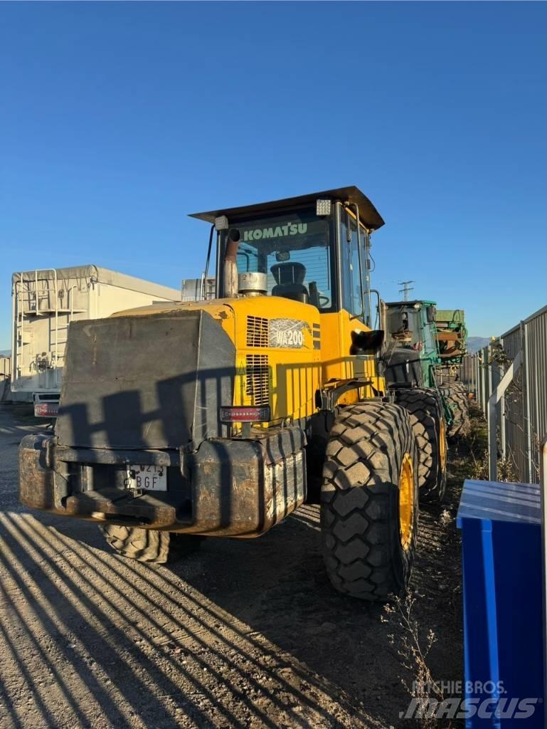 Komatsu WA 200 PZ-6 Фронтальні навантажувачі