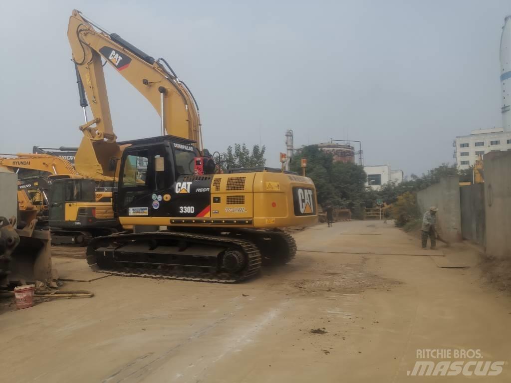 CAT 330 D Гусеничні екскаватори