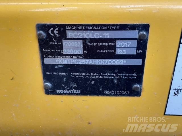 Komatsu PC210 Гусеничні екскаватори