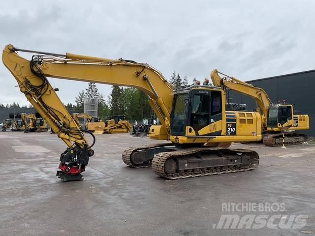 Komatsu PC210 Гусеничні екскаватори