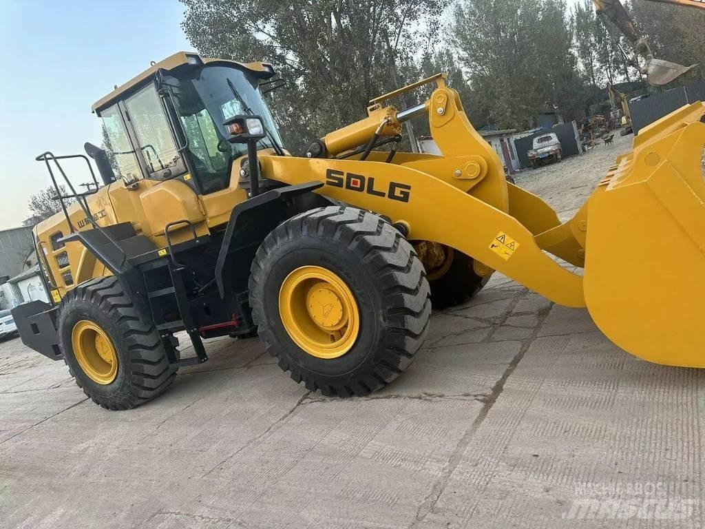 SDLG L 956 F Фронтальні навантажувачі
