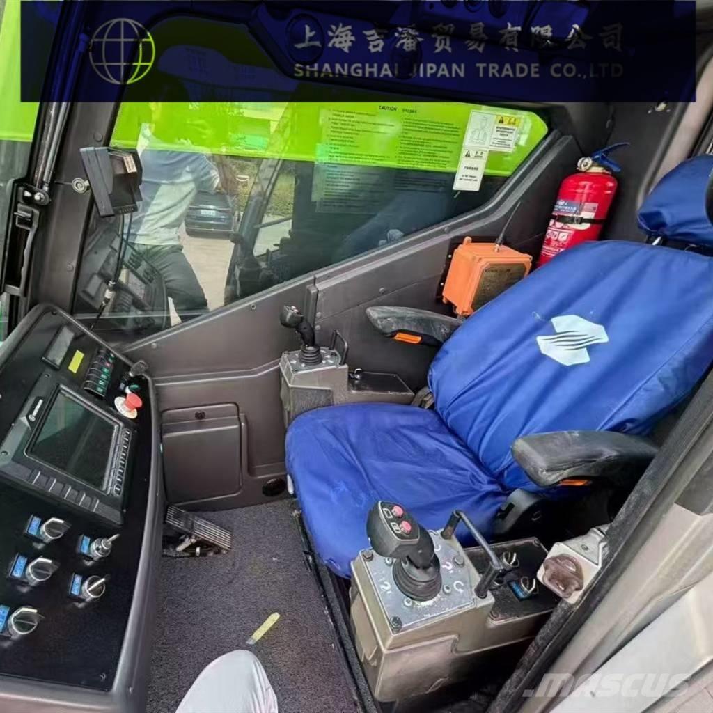 Zoomlion ZAT 2000 V7 автокрани