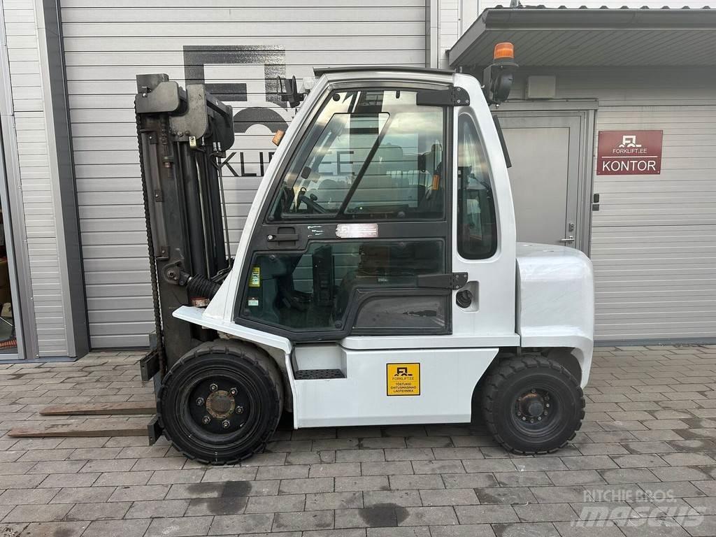 Nissan YG1D2A30Q Дизельні навантажувачі