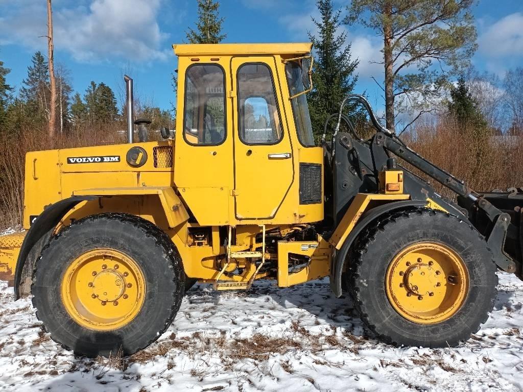 Volvo BM 4200 Фронтальні навантажувачі