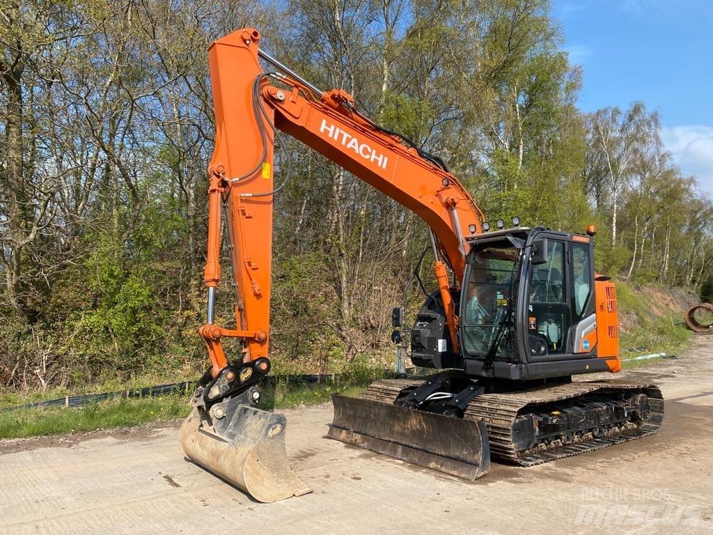 Hitachi ZX135USBL-7 Гусеничні екскаватори